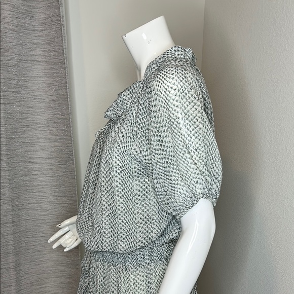 Buddy Love Grey and Cream Ruffled mini dress Size M - Picture 4 of 10